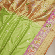Green Pure Katan Silk kadwa Motif Banarasi Handloom Sarees