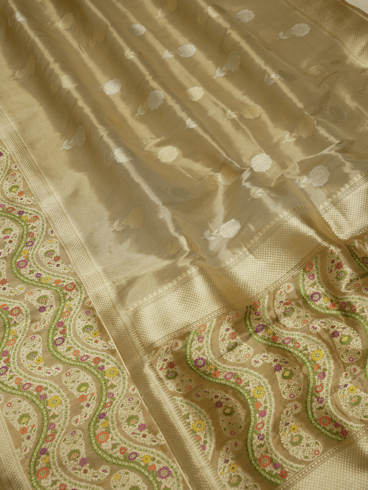 Gold Pure Tissue Silk Ropa Sona Kadiyal Booti Handloom Banarasi sarees