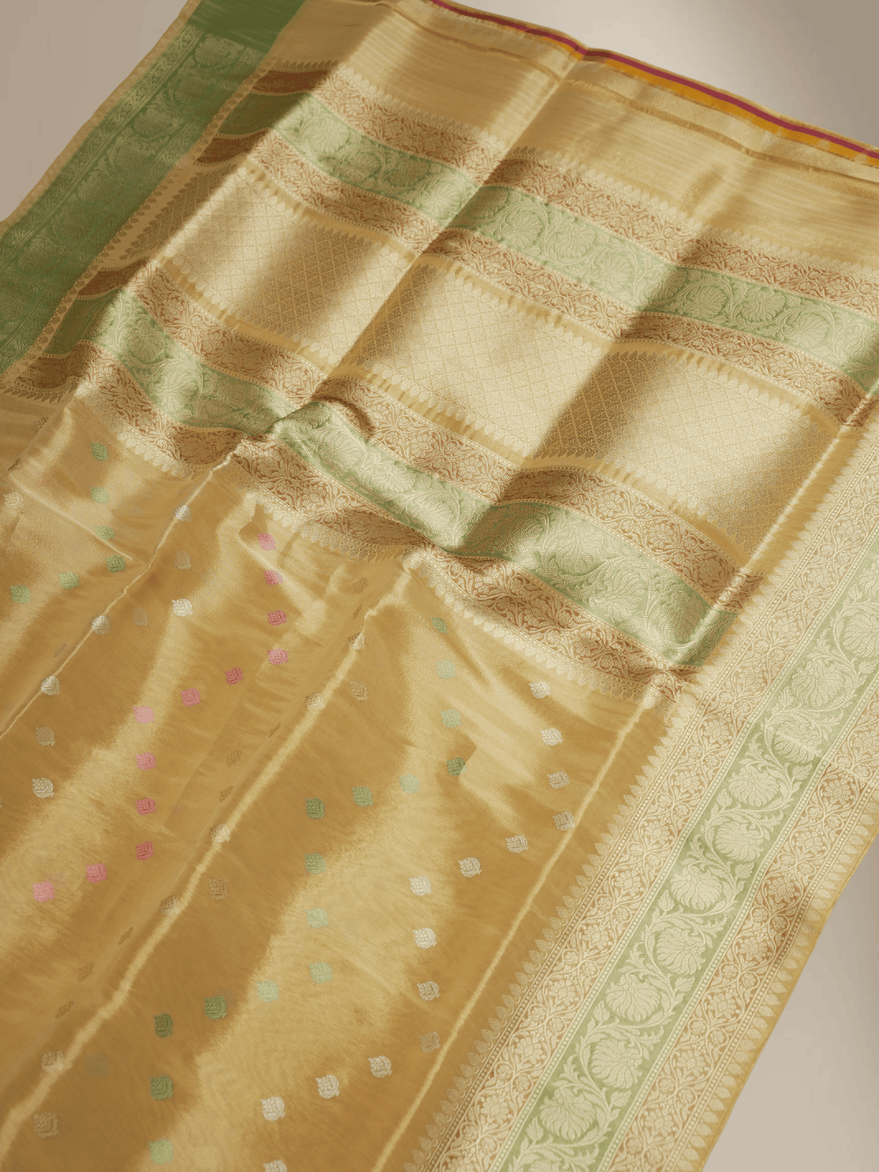 Gold Pure Tissue Silk Ropa Sona Kadiyal Booti Handloom Banarasi sarees