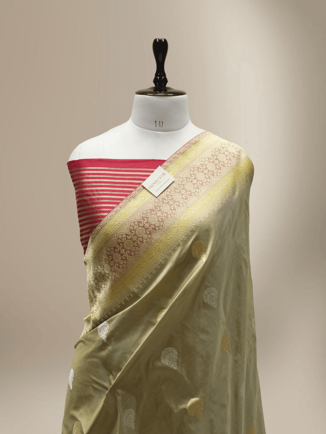 Grey Pure Katan Silk Kadwa Rupa Sona Motif Handloom Banarasi Sarees