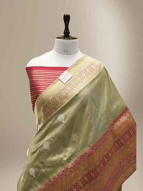 Grey Pure Katan Silk Kadwa Rupa Sona Motif Handloom Banarasi Sarees