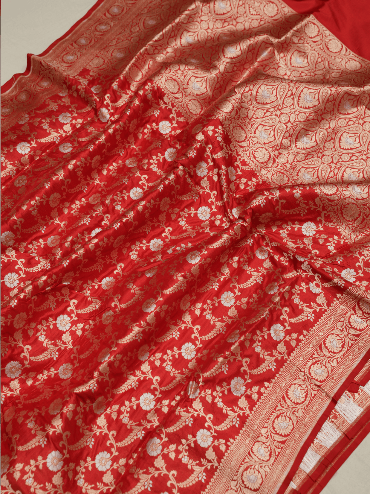 Red Pure Katan Silk Banarasi Sarees With Silver Mina