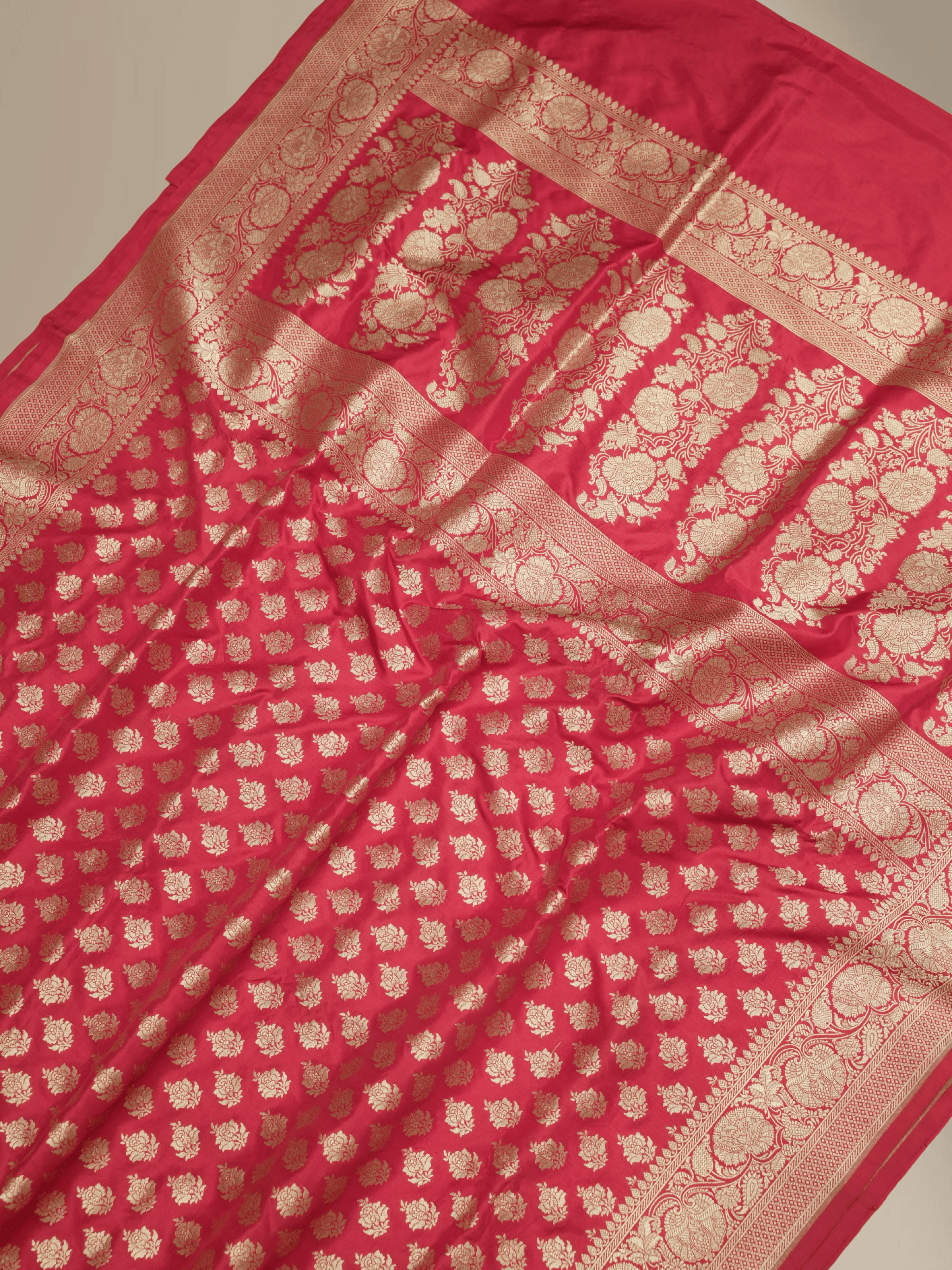 Pure Katan Silk Zari Motif Banarasi Saree - Red