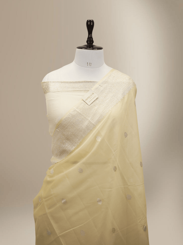Pure Georgette kadua Banarasi Handloom Saree - Beige