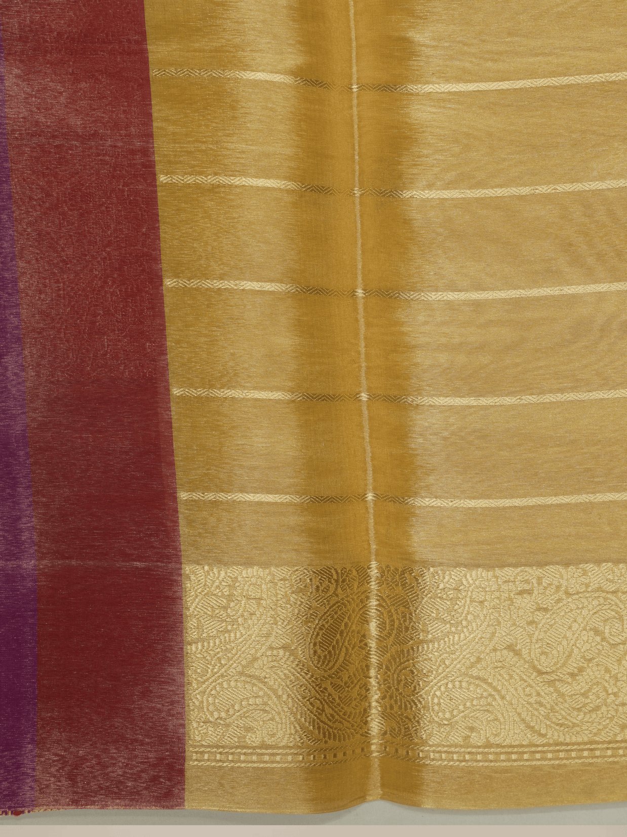 Gold Pure Tissue Silk Ropa Sona Kadiyal Booti Handloom Banarasi sarees