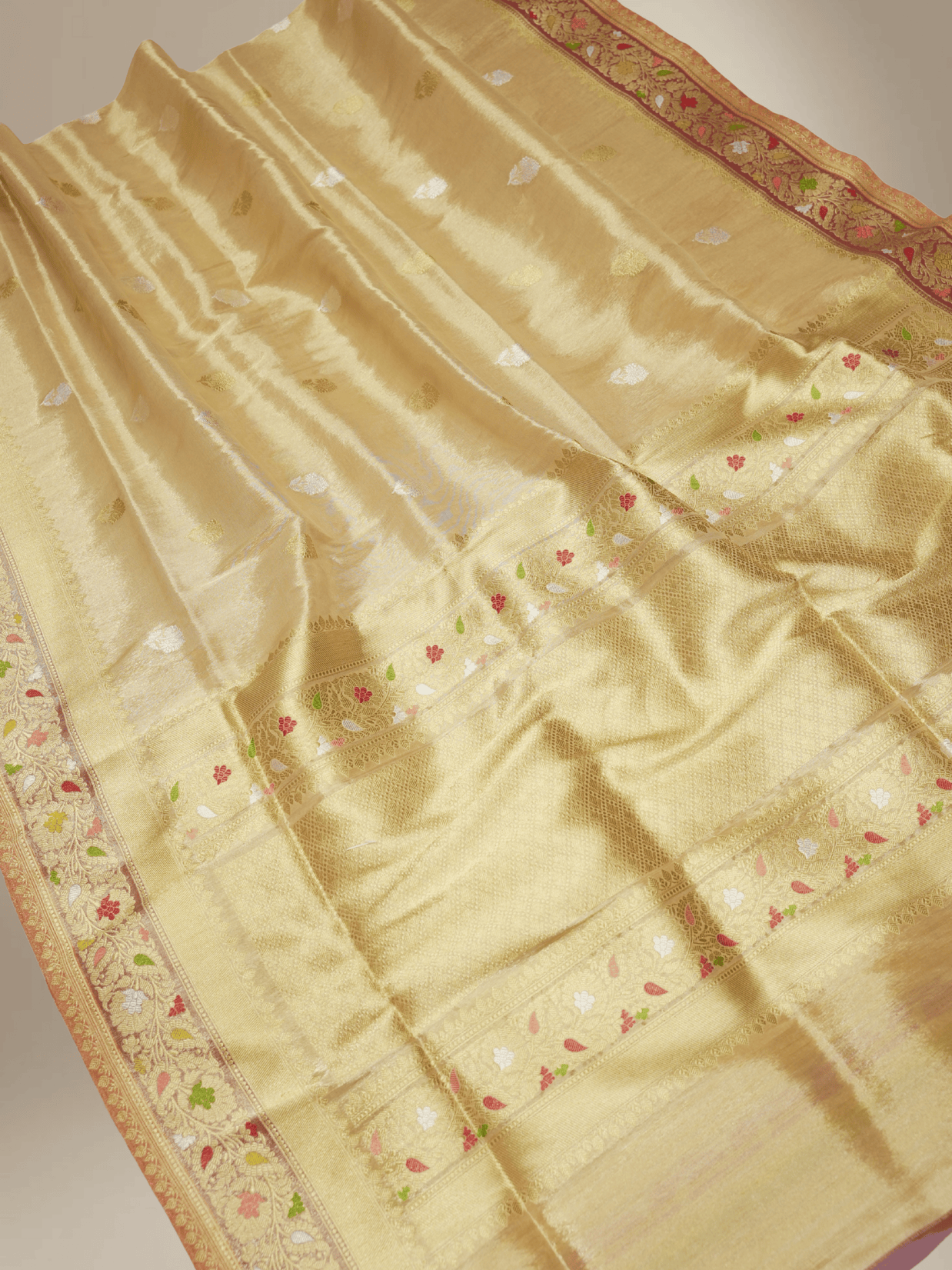 Gold Pure Tissue Silk Ropa Sona Kadiyal Booti Handloom Banarasi sarees