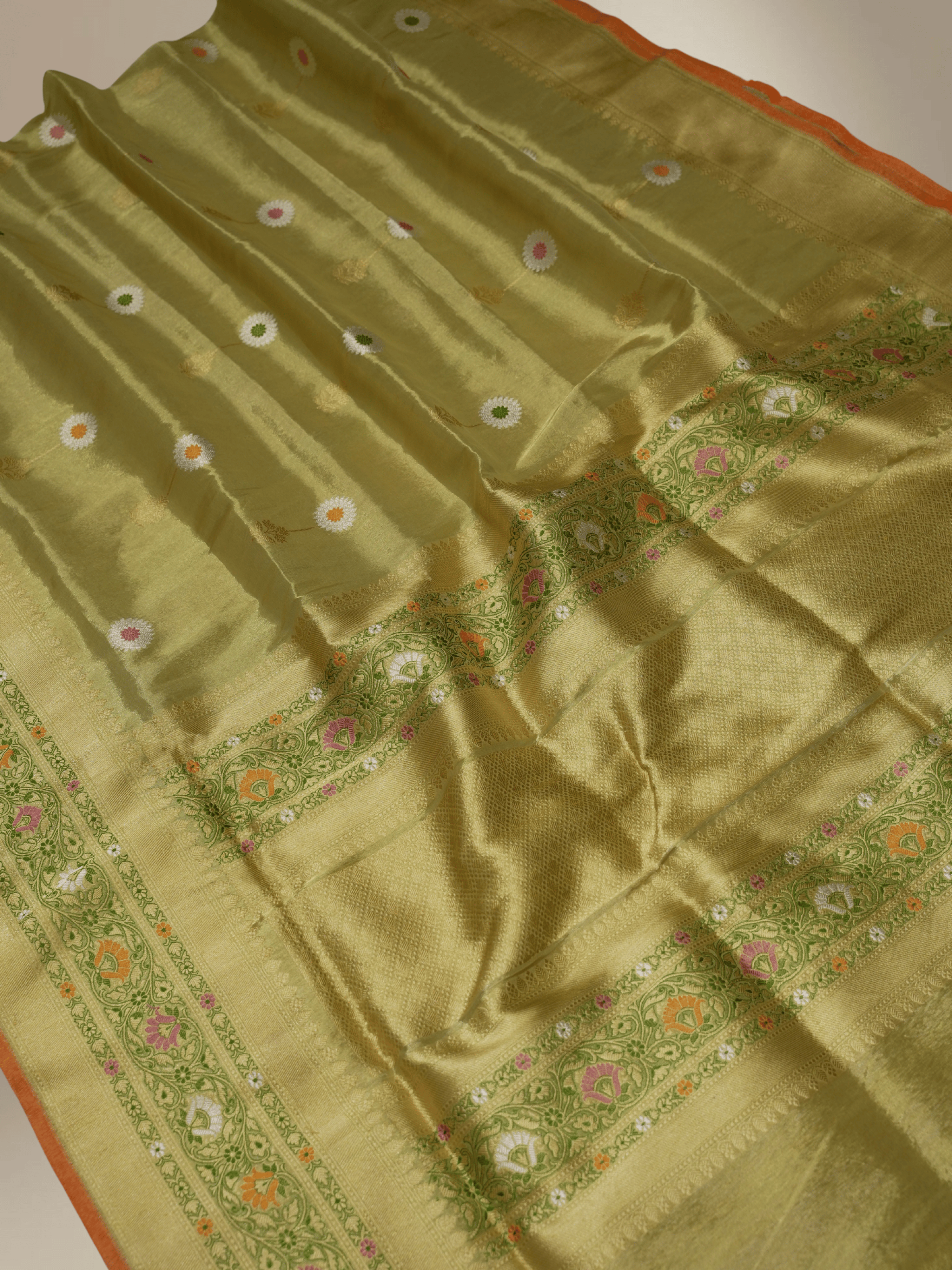 Green Pure Tissue Silk Ropa Sona Kadiyal Booti Handloom Banarasi sarees
