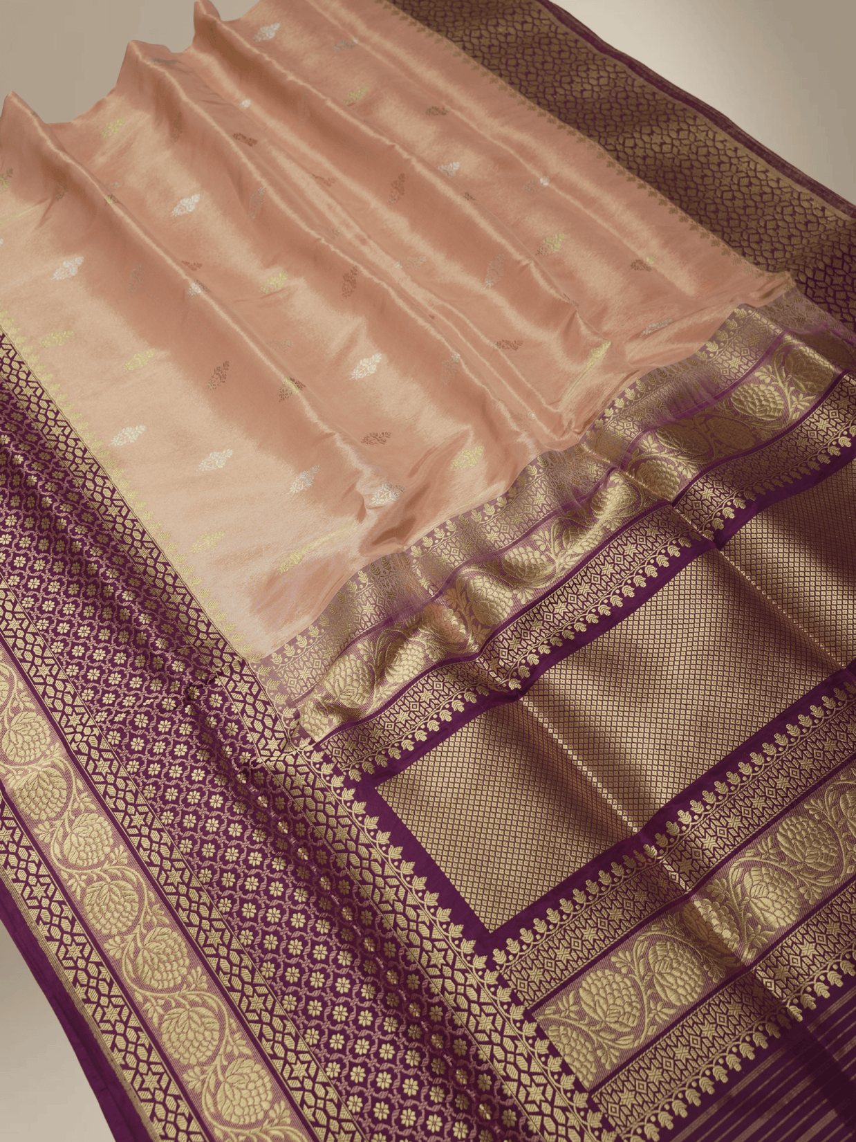 Rose Gold Pure Tissue Silk Ropa Sona Kadiyal Booti Handloom Banarasi sarees