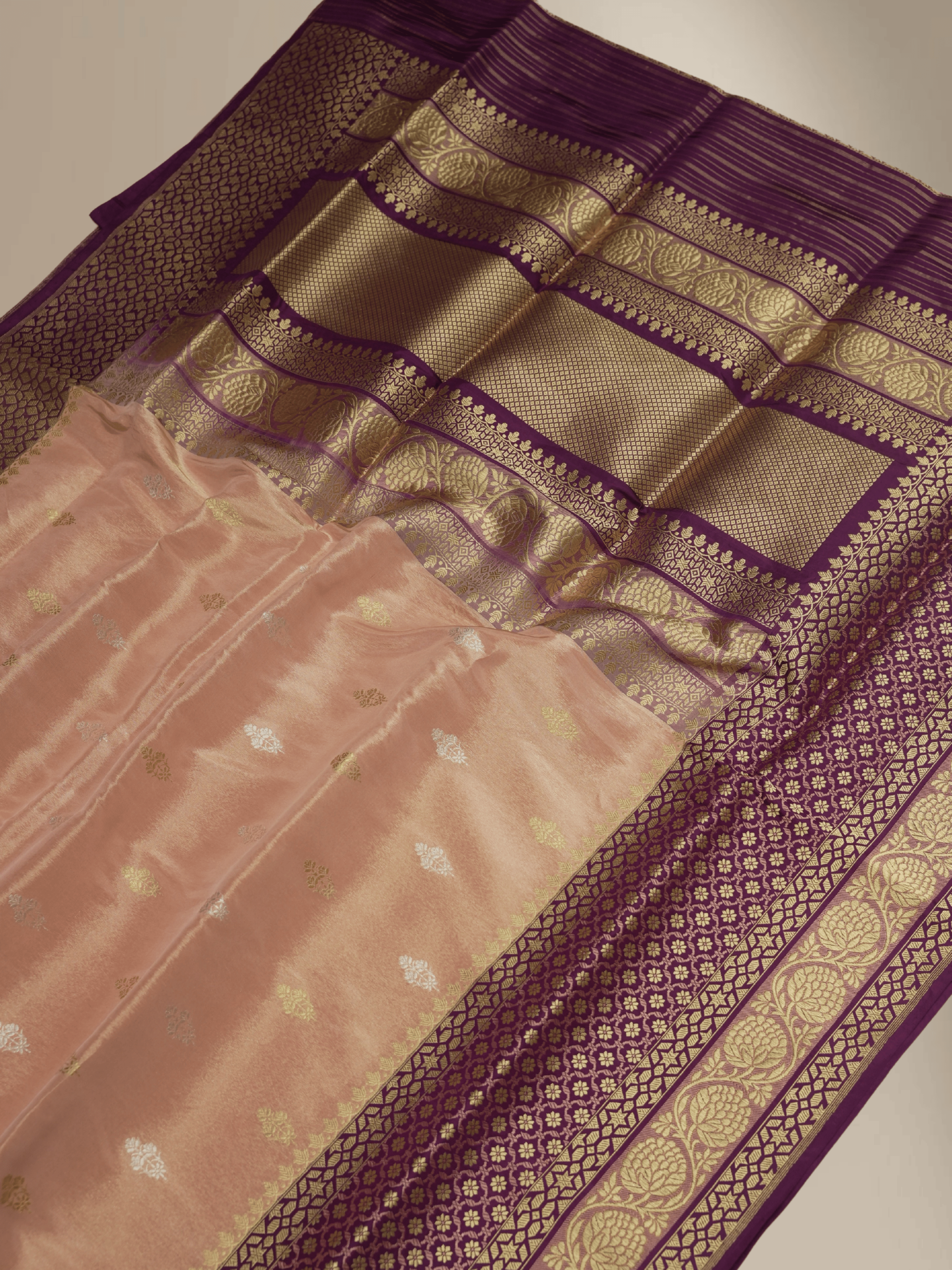 Rose Gold Pure Tissue Silk Ropa Sona Kadiyal Booti Handloom Banarasi sarees