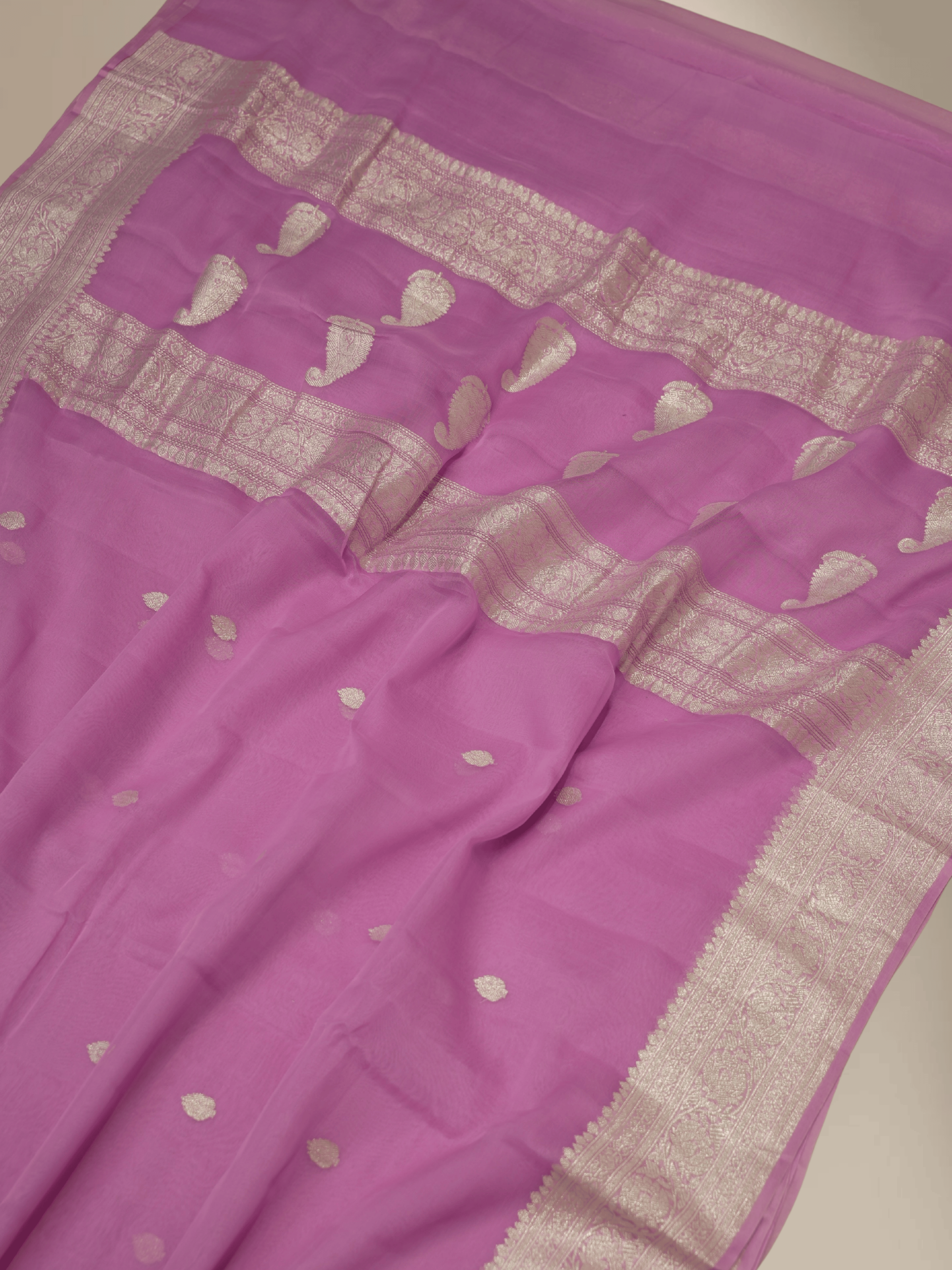 Pure Georgette kadua Banarasi Handloom Saree - Levender