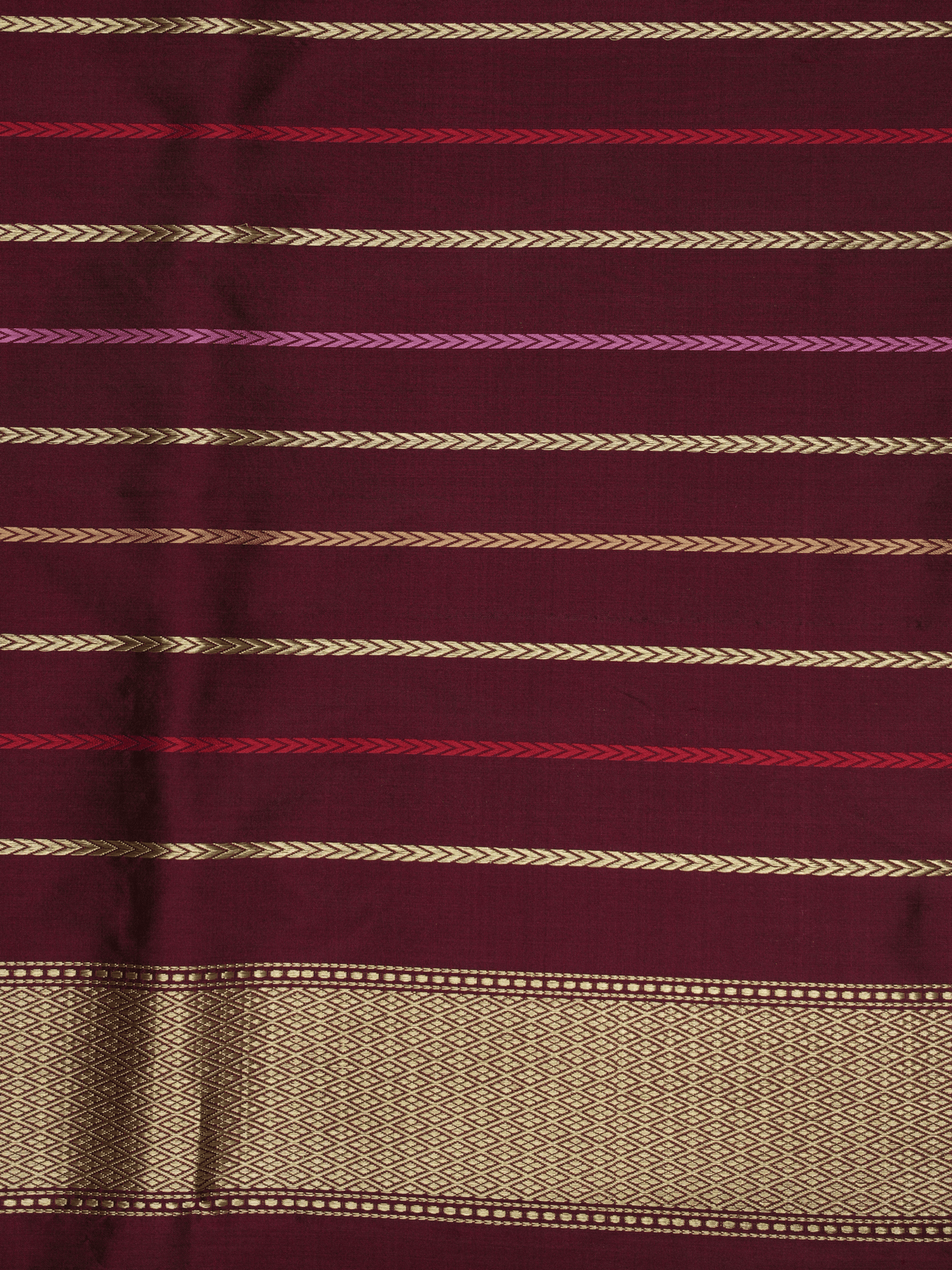 Wine Pure Katan Silk kadiyal Jaal Handloom Banarasi Sarees